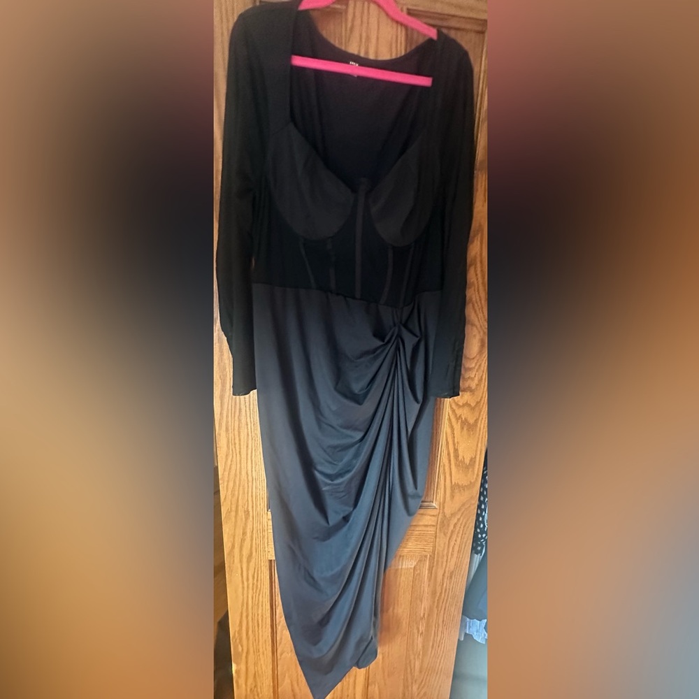SHEIN Curve Long Sleeve Black Dress